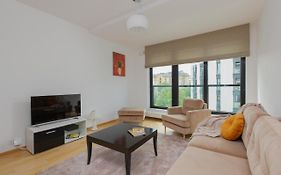 Dzielna Apartment Warsaw Wola by Noclegi Renters